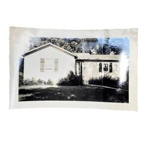 Vtg Beautiful 1953 Family Home Original Monochrome Photography Found Snapshot